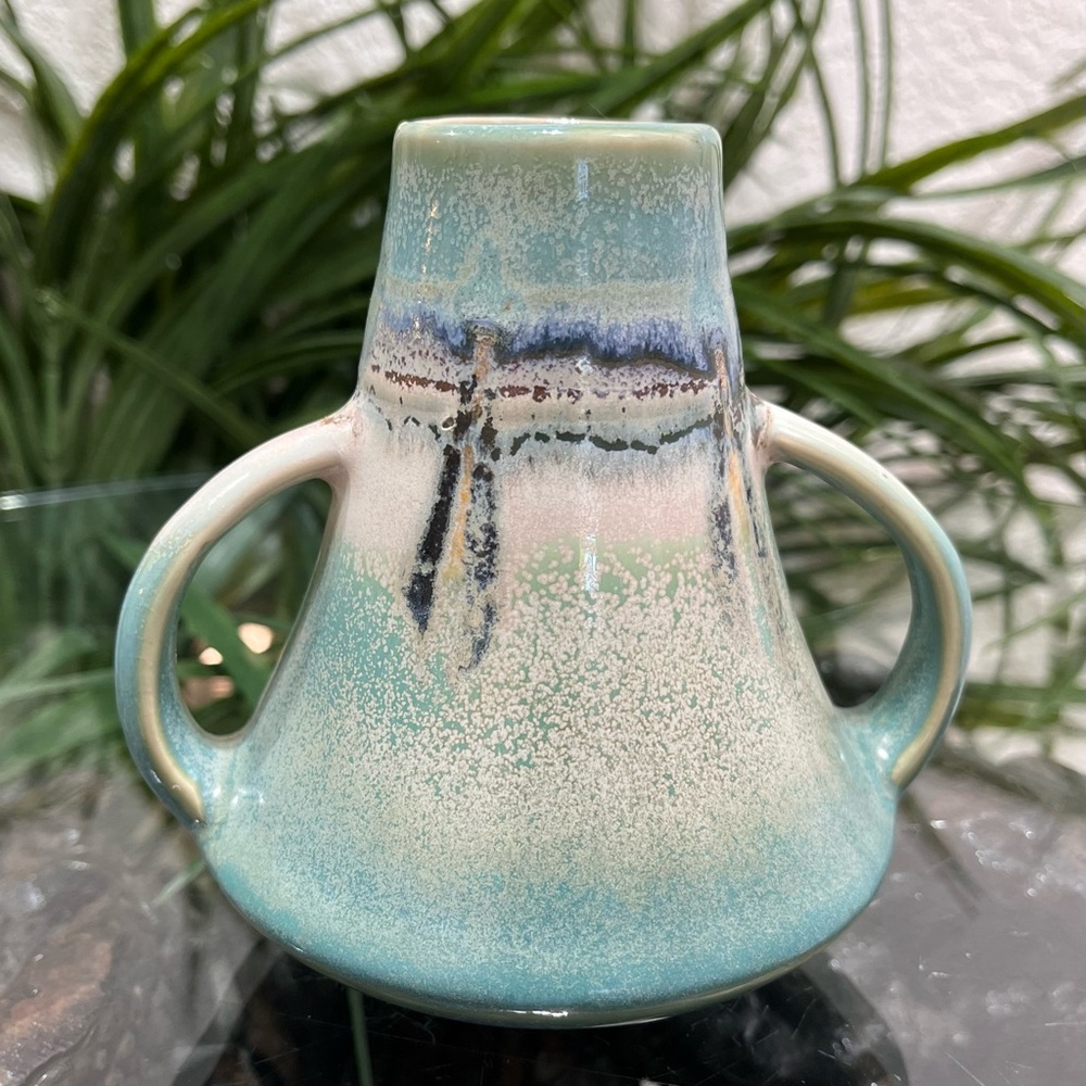 💥Vintage💥 Japanese Two Handle Design Mid Century 1960s Art Pottery - Picture 1 of 10